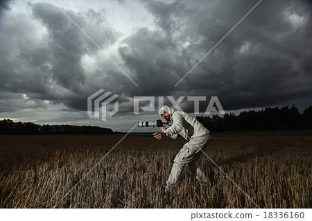 Photographer field autumn-winter portrait Photographer field autumn-winter portrait 18336160