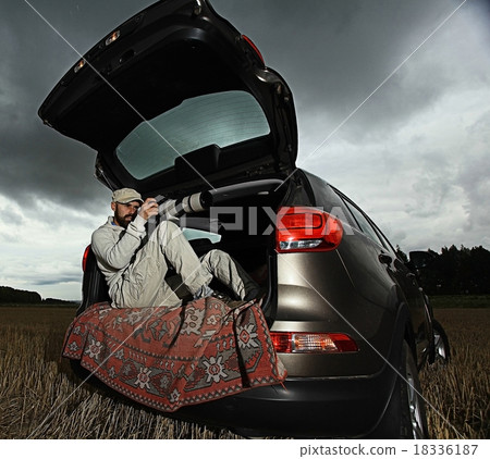 traveler in a jeep sky clouds autumn traveler in a jeep sky clouds autumn 18336187