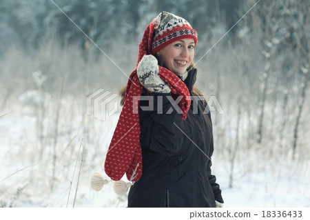 winter fun girl holiday portrait nature 18336433
