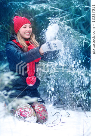 woman hands snow nature woman hands snow nature 18337011