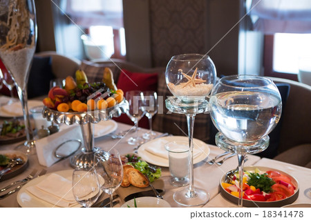 Table setting in nautical style 18341478