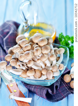mushrooms mushrooms 18342712