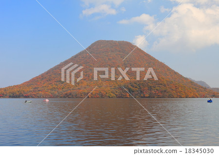 榛名山秋葉 18345030