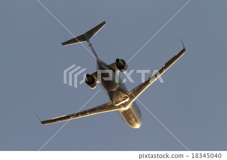 Taking off in the evening Taking off in the evening 18345040