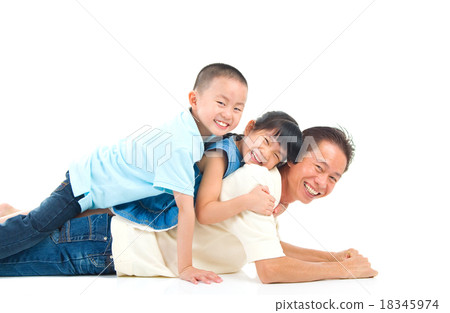 asian family 18345974