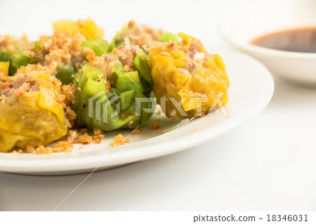 Tim sum. a very good taste and famous Chinese Food 18346031