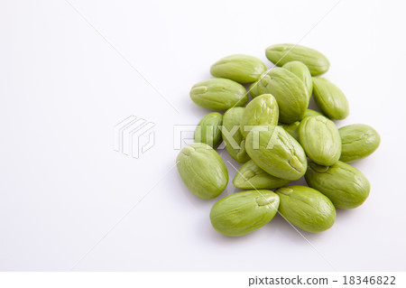 Parkia speciosa isolated on white background Parkia speciosa isolated on white background 18346822