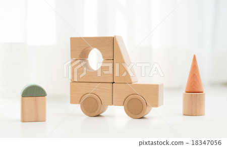 積木 積木 18347056