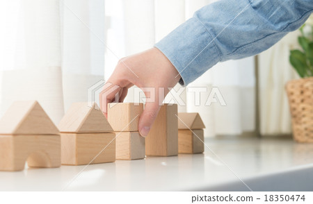 積木 積木 18350474