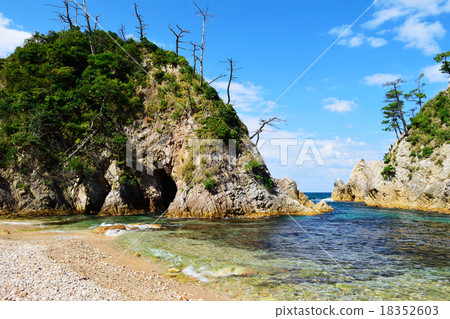 Sanin coast Geopark Kamogoseo 18352603