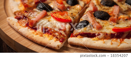 Ham pizza close up letterbox Ham pizza close up letterbox 18354207