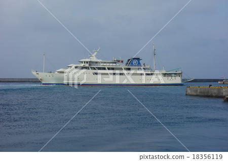 Gouku ferry 18356119