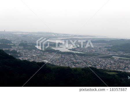 Iwakuni Castle 18357887