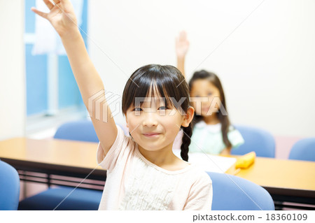 coaching school, elementary student, primary school child 18360109