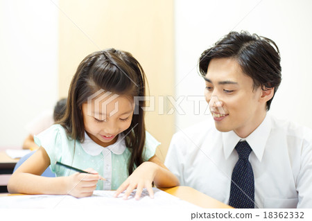 coaching school, elementary student, primary school child 18362332