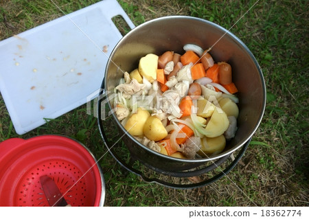 營地烹飪燉菜 18362774