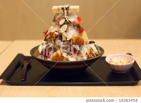 Shaved Ice, Snow cone artificial dessert 18363458