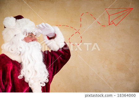 Santa Claus looking ahead 18364000