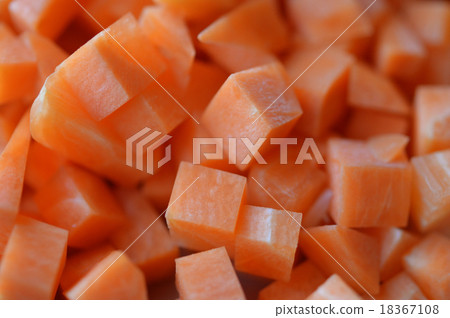Vegetable carrots chopped Vegetable carrots chopped 18367108