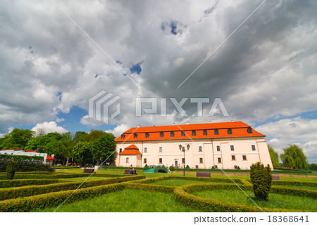 Renaissance castle in Niepolomice, Poland Renaissance castle in Niepolomice, Poland 18368641