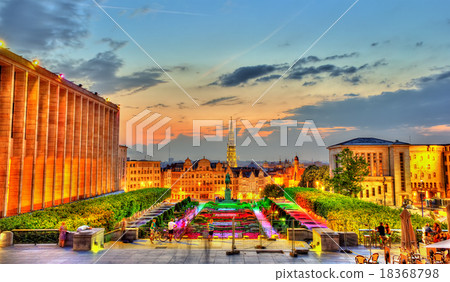 Mont des Arts in Brussels in the evening Mont des Arts in Brussels in the evening 18368798