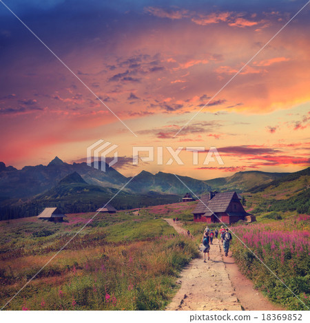 Gasienicowa Valley in Tatra Mountains Gasienicowa Valley in Tatra Mountains 18369852