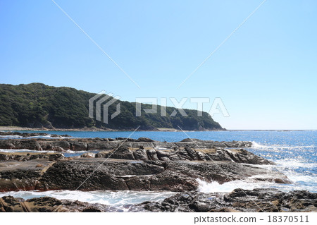 Landscape from the vicinity of the folding rock of the mysterious coast Landscape from the vicinity of the folding rock of the mysterious coast 18370511