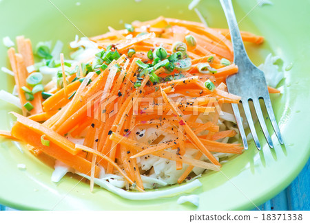 salad 18371338