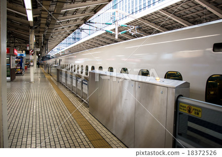 High speed train, fastest train 18372526