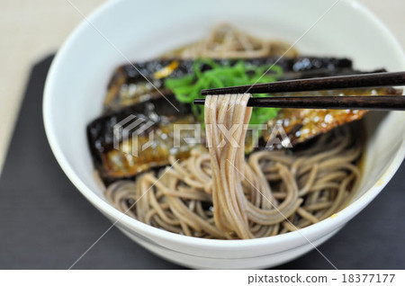 Herring noodle 18377177