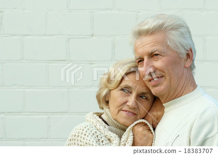 beautiful elderly couple outdoor beautiful elderly couple outdoor 18383707