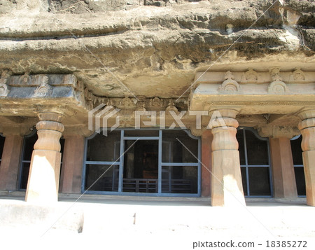 世界遺產“阿anta陀洞穴”的“第七洞”（印度） 18385272