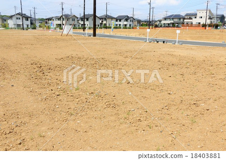 新興住宅區的園景土地 新興住宅區的園景土地 18403881