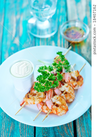 fried shrimps fried shrimps 18407162
