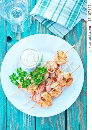 fried shrimps fried shrimps 18407166