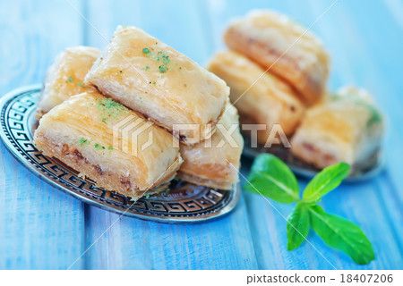 sweet turkish desert 18407206