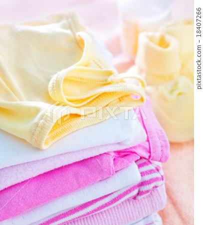 baby clothes 18407266