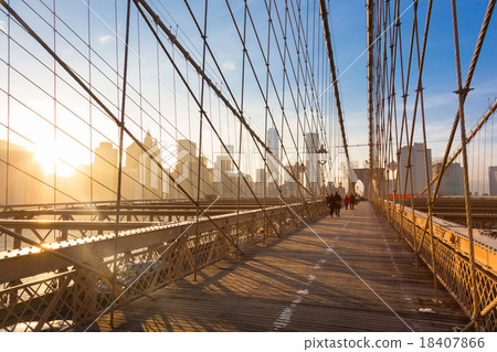 Brooklyn bridge at sunset, New York City. 18407866
