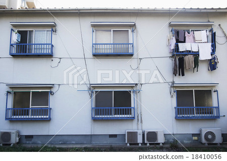 Retro Apartment 18410056