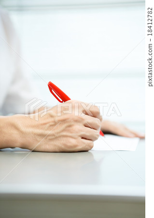 紅筆 手 寫 18412782