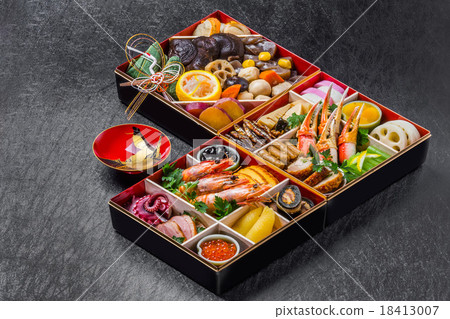 典型的新年菜日本料理新年菜（OSECHI） 18413007