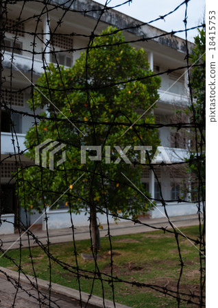 Look through Barbed wire 18415753