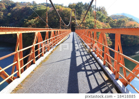 Suspension bridge 18418885