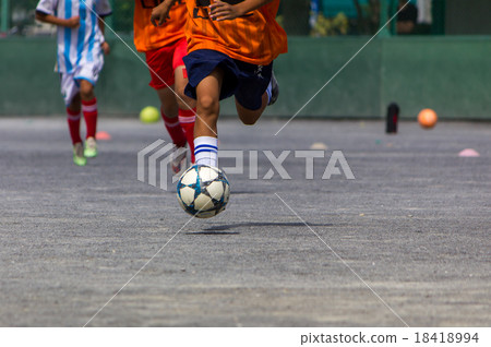 Child football 18418994