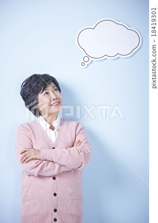 Senior thought Senior thought 18419301