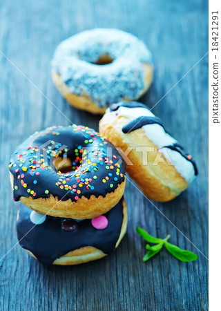 donuts donuts 18421291