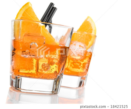 detail of glasses of spritz aperitif aperol cocktail with orange slices and ice cubes 18421525