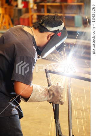 sparking steel structure 18423269