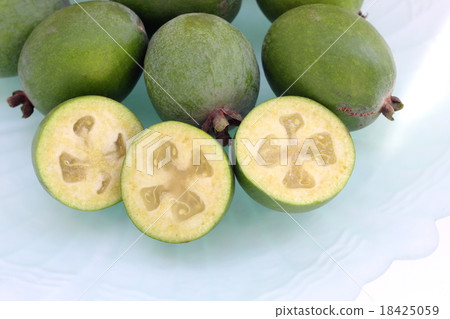 Feijoa on a dish placed on a dish Feijoa on a dish placed on a dish 18425059