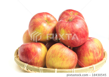 Fruit apple cinnano 18430545